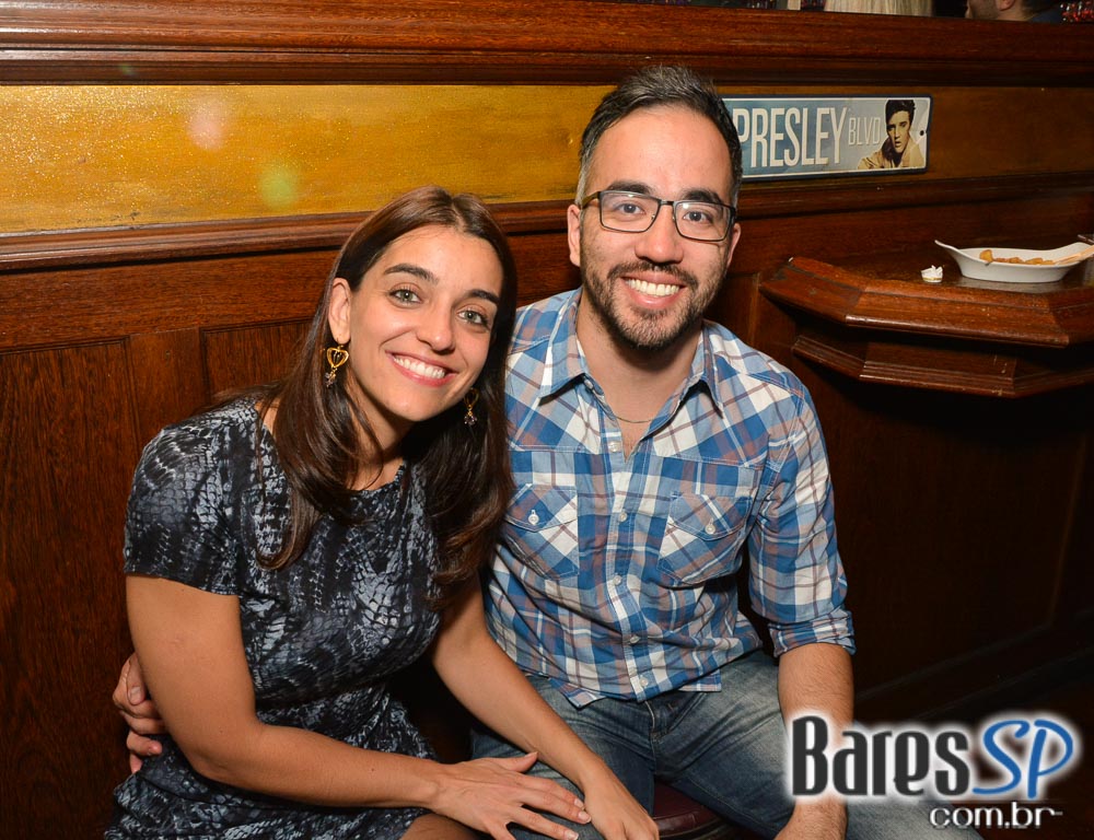 Banda Vih comandou a noite com muito rock no Republic Pub Banda Vih comandou a noite com muito rock no Republic Pub
