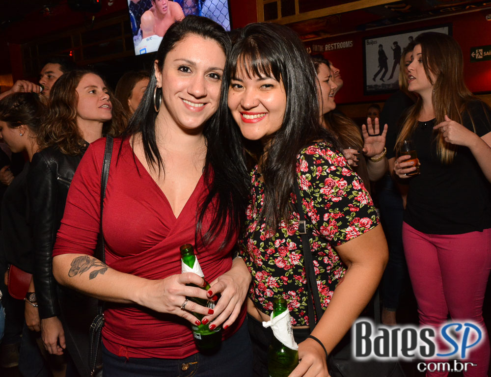 Banda Vih comandou a noite com muito rock no Republic Pub Banda Vih comandou a noite com muito rock no Republic Pub