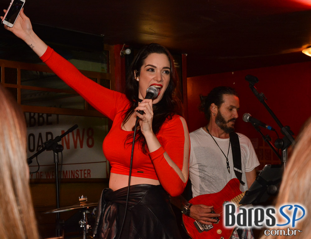 Banda Vih comandou a noite com muito rock no Republic Pub Banda Vih comandou a noite com muito rock no Republic Pub