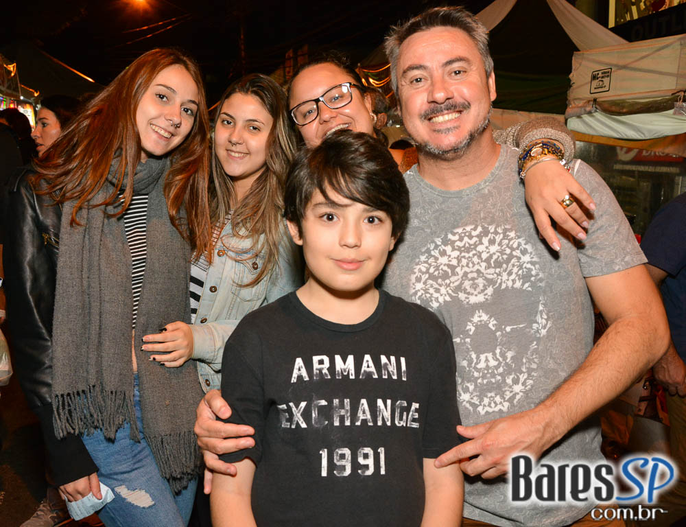 MaiFest 2017 reuniu gastronomia, música, dança e artesanato no Brooklin MaiFest 2017 reuniu gastronomia, música, dança e artesanato no Brooklin