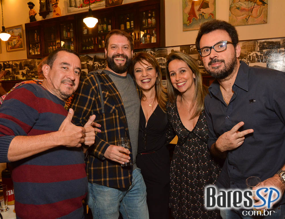 Grupo Transachoro e Banda Jornada se apresentaram no BarBirô Grupo Transachoro e Banda Jornada se apresentaram no BarBirô