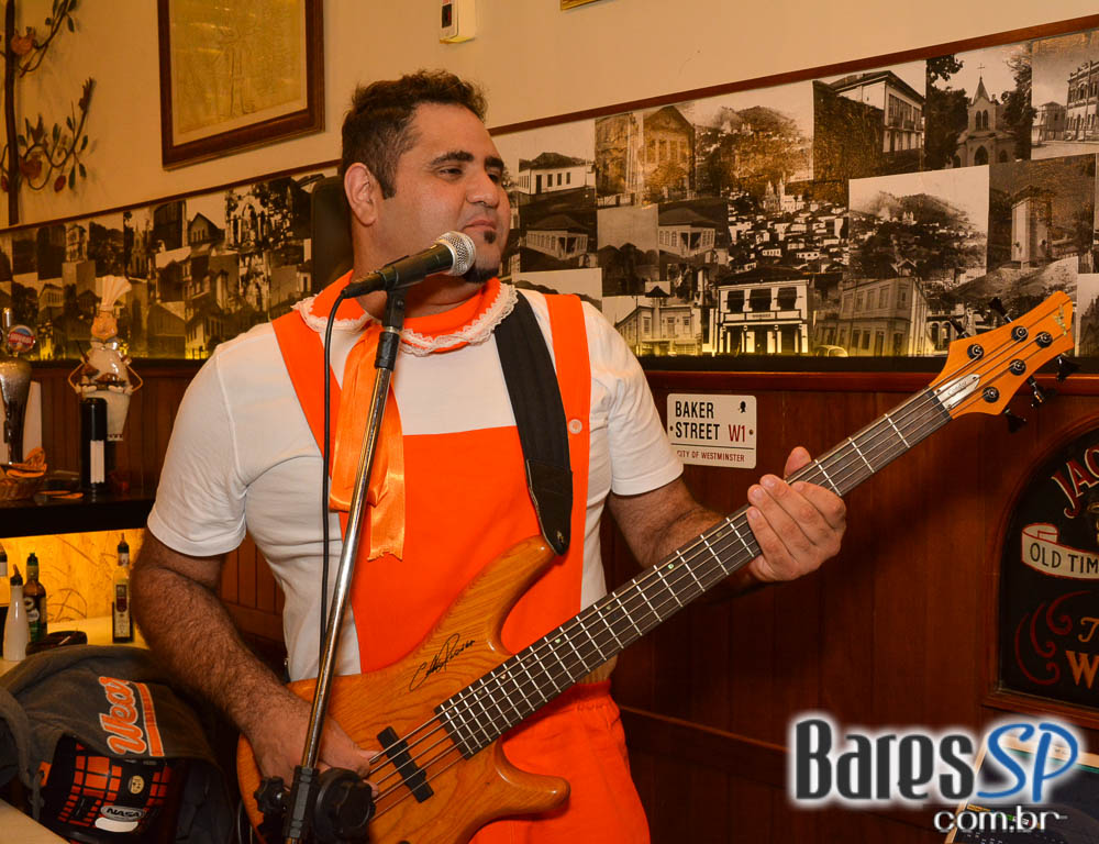 Grupo Transachoro e Banda Jornada se apresentaram no BarBirô Grupo Transachoro e Banda Jornada se apresentaram no BarBirô