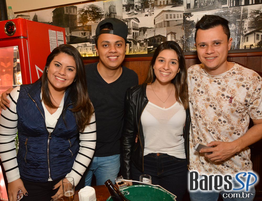 Grupo Transachoro e Banda Jornada se apresentaram no BarBirô Grupo Transachoro e Banda Jornada se apresentaram no BarBirô