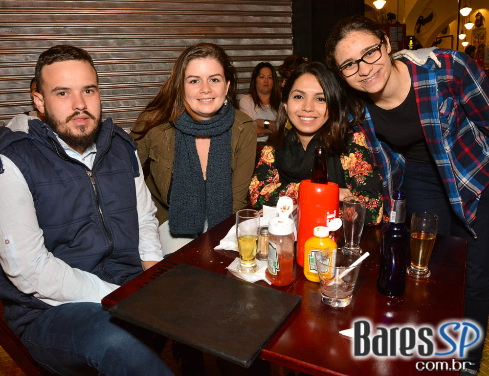 Grupo Transachoro e Banda Jornada se apresentaram no BarBirô Grupo Transachoro e Banda Jornada se apresentaram no BarBirô