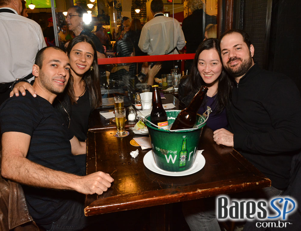 Grupo Transachoro e Banda Jornada se apresentaram no BarBirô Grupo Transachoro e Banda Jornada se apresentaram no BarBirô