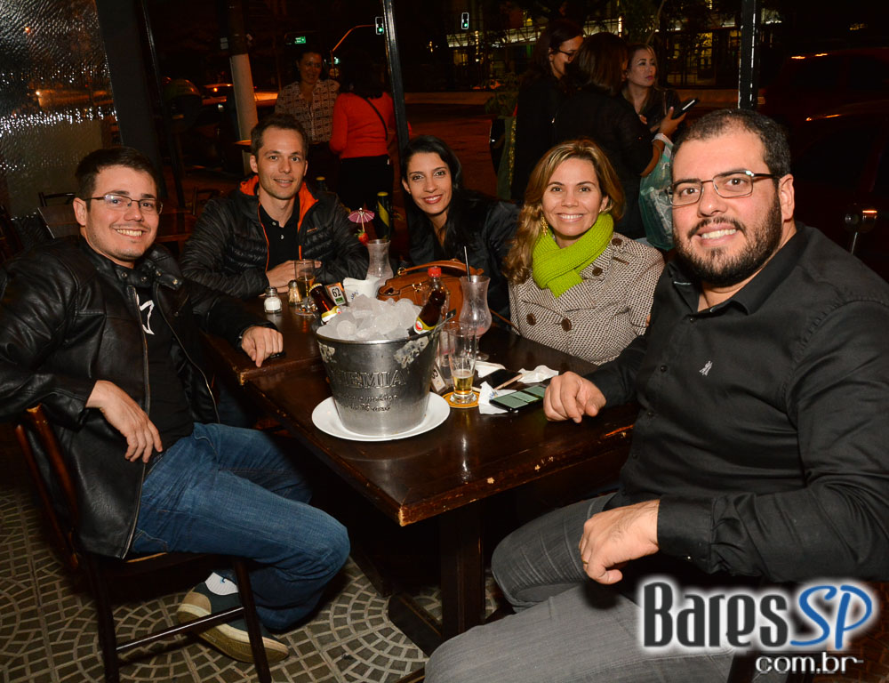 Grupo Transachoro e Banda Jornada se apresentaram no BarBirô Grupo Transachoro e Banda Jornada se apresentaram no BarBirô