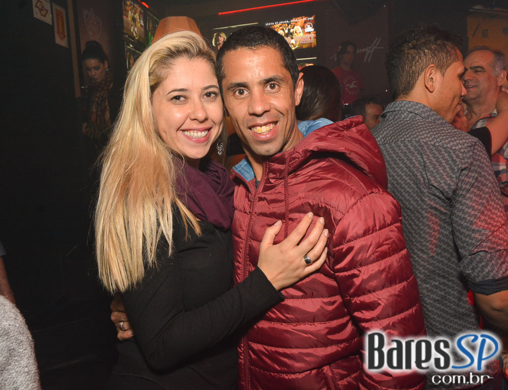 Noite das Divas embalou o sábado com muito Flash Back no Akbar Lounge e Disco Noite das Divas embalou o sábado com muito Flash Back no Akbar Lounge e Disco