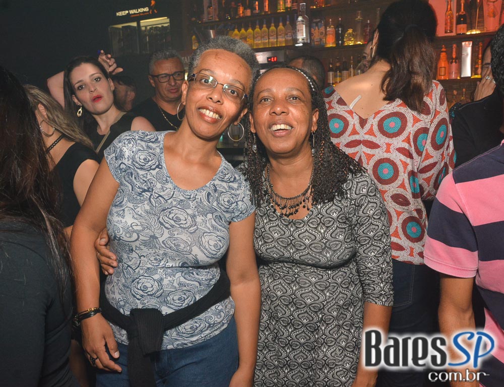 Noite das Divas embalou o sábado com muito Flash Back no Akbar Lounge e Disco Noite das Divas embalou o sábado com muito Flash Back no Akbar Lounge e Disco