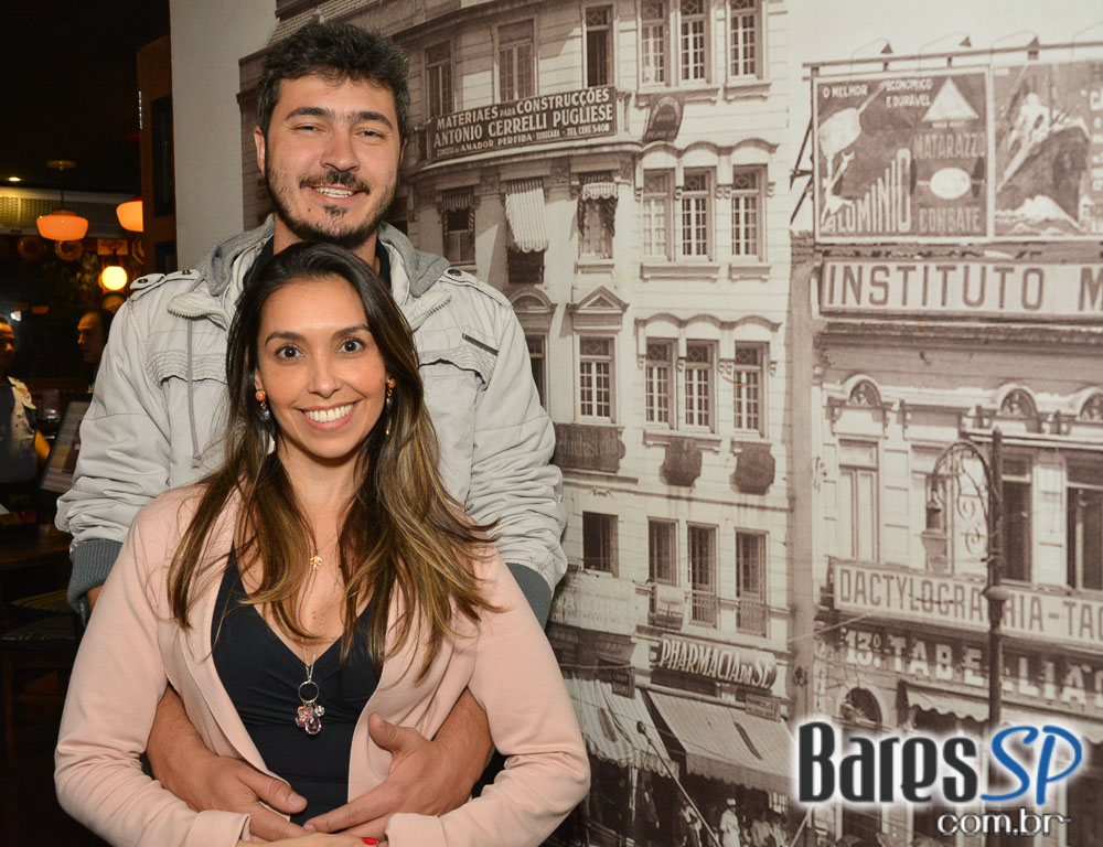 Noite das Divas embalou o sábado com muito Flash Back no Akbar Lounge e Disco Noite das Divas embalou o sábado com muito Flash Back no Akbar Lounge e Disco