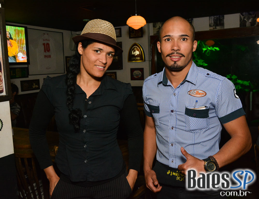 Noite das Divas embalou o sábado com muito Flash Back no Akbar Lounge e Disco Noite das Divas embalou o sábado com muito Flash Back no Akbar Lounge e Disco