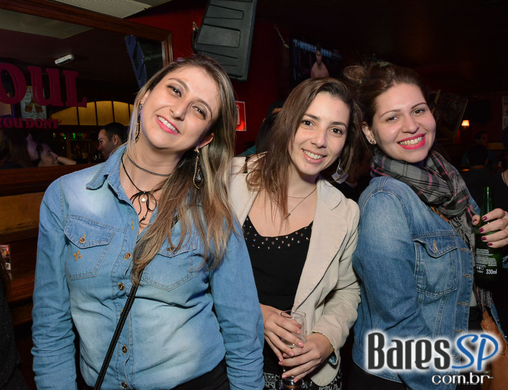 William Kim e Banda Vih animaram a noite com pop rock no Republic Pub William Kim e Banda Vih animaram a noite com pop rock no Republic Pub