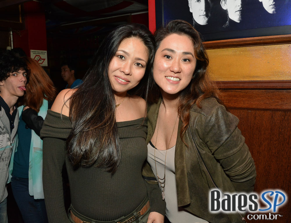 William Kim e Banda Vih animaram a noite com pop rock no Republic Pub William Kim e Banda Vih animaram a noite com pop rock no Republic Pub