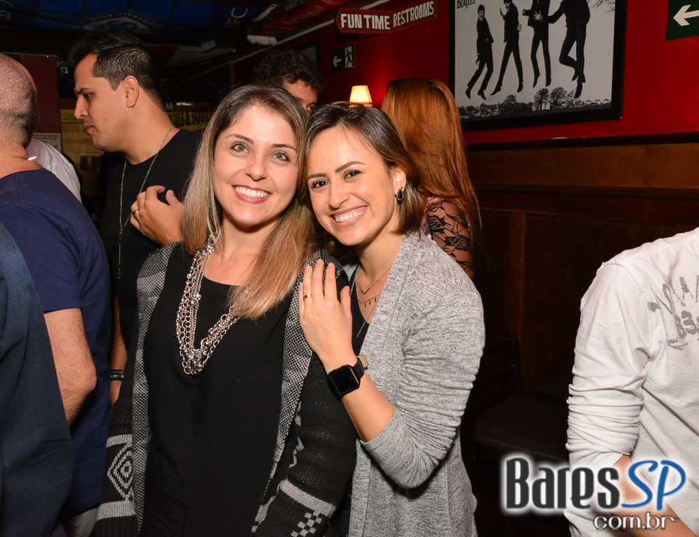 Banda Zero Onze e Sal Vincent animaram a noite com muito rock no Republic Pub Banda Zero Onze e Sal Vincent animaram a noite com muito rock no Republic Pub