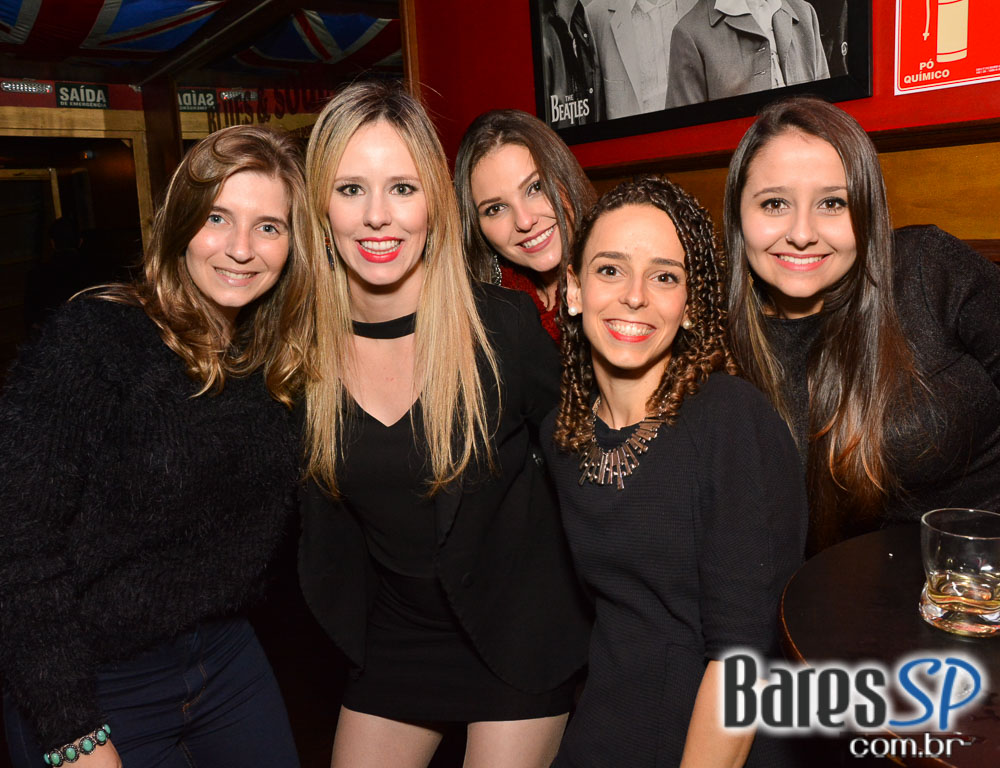 Banda Vih e William Kim comandaram a noite com muito rock no Banda Vih e William Kim comandaram a noite com muito rock no