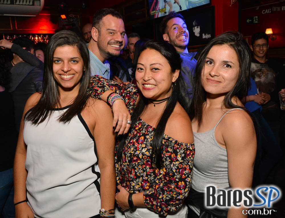 Banda Vih e William Kim comandaram a noite com muito rock no Banda Vih e William Kim comandaram a noite com muito rock no