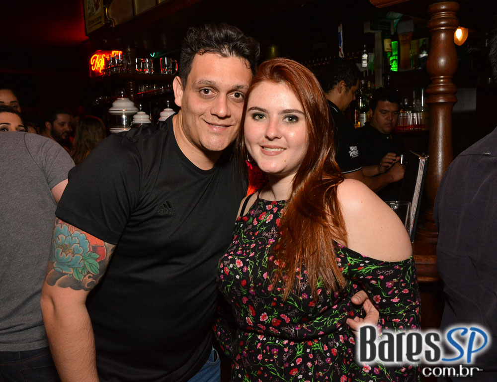 Banda Vih e William Kim comandaram a noite com muito rock no Banda Vih e William Kim comandaram a noite com muito rock no