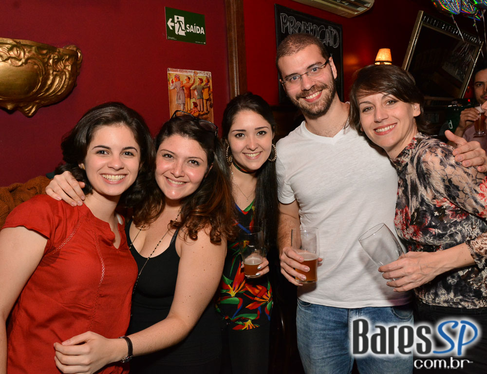 Banda Vih e William Kim comandaram a noite com muito rock no Banda Vih e William Kim comandaram a noite com muito rock no