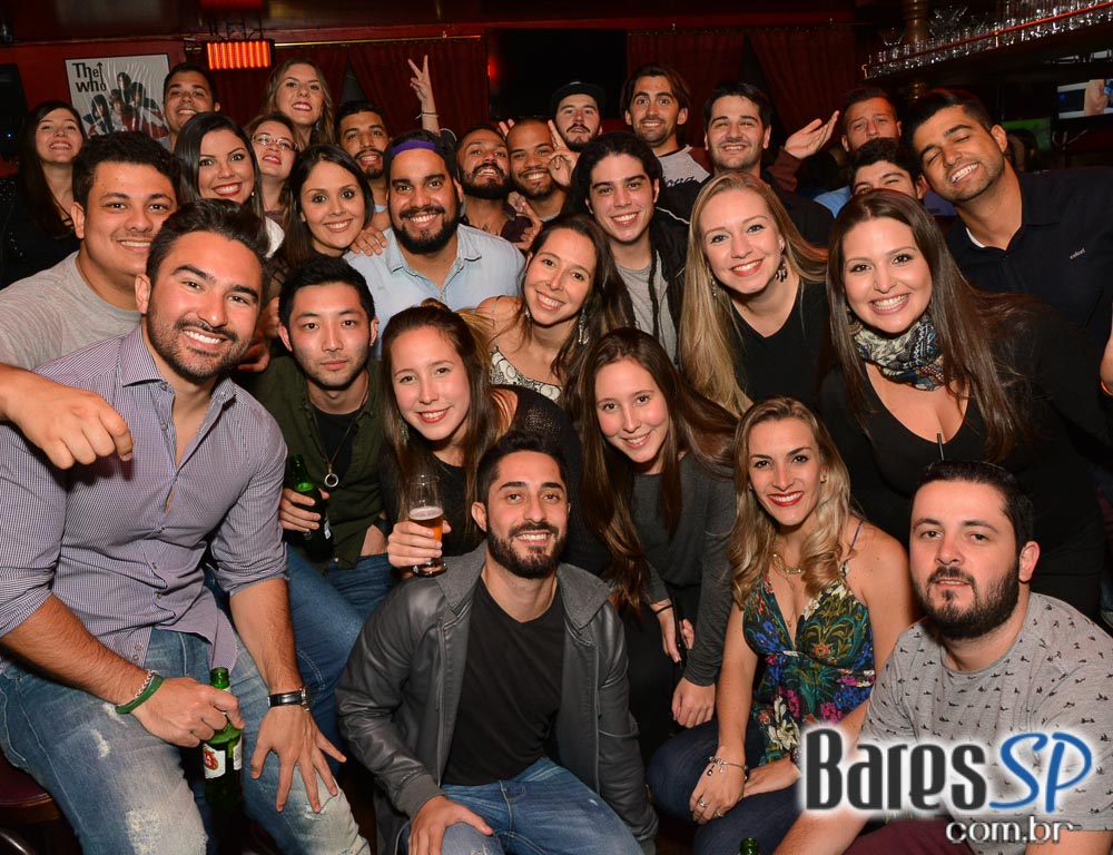 Banda Vih e William Kim comandaram a noite com muito rock no Banda Vih e William Kim comandaram a noite com muito rock no