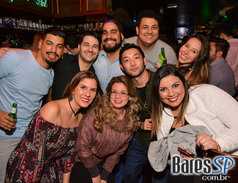 Banda Vih e William Kim comandaram a noite com muito rock no Banda Vih e William Kim comandaram a noite com muito rock no