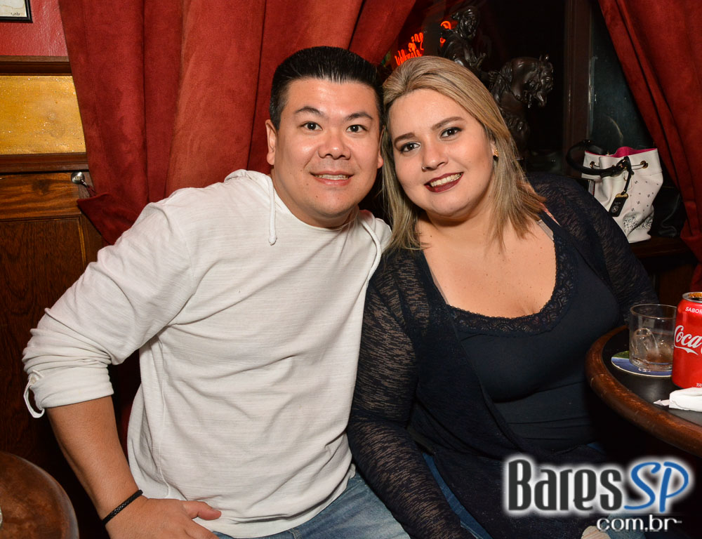 Banda Vih e William Kim comandaram a noite com muito rock no Banda Vih e William Kim comandaram a noite com muito rock no