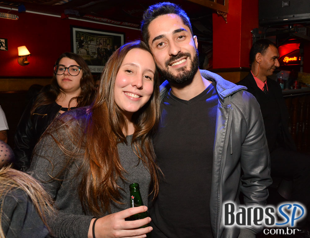 Banda Vih e William Kim comandaram a noite com muito rock no Banda Vih e William Kim comandaram a noite com muito rock no