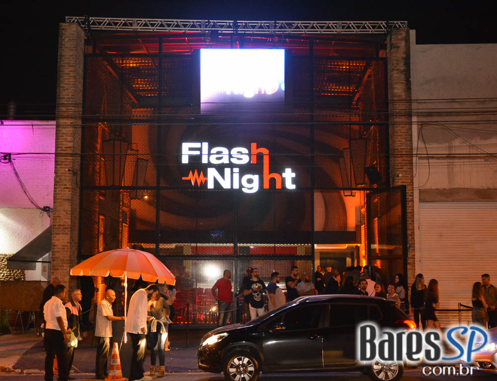 Melanina Carioca fez show na inauguração da balada Flash Night na Zona Norte de SP Melanina Carioca fez show na inauguração da balada Flash Night na Zona Norte de SP