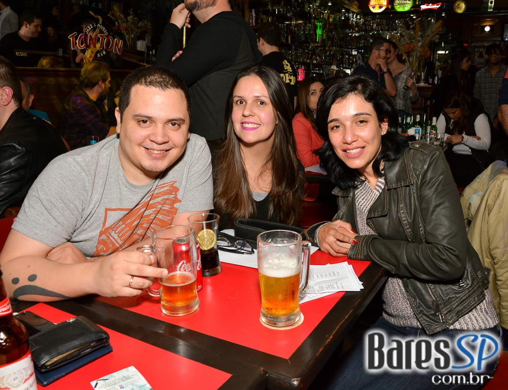 Thiago Filippe & VMB e Dec 19 com muito soul music e pop rock animaram a noite do Ton Ton Jazz Thiago Filippe & VMB e Dec 19 com muito soul music e pop rock animaram a noite do Ton Ton Jazz