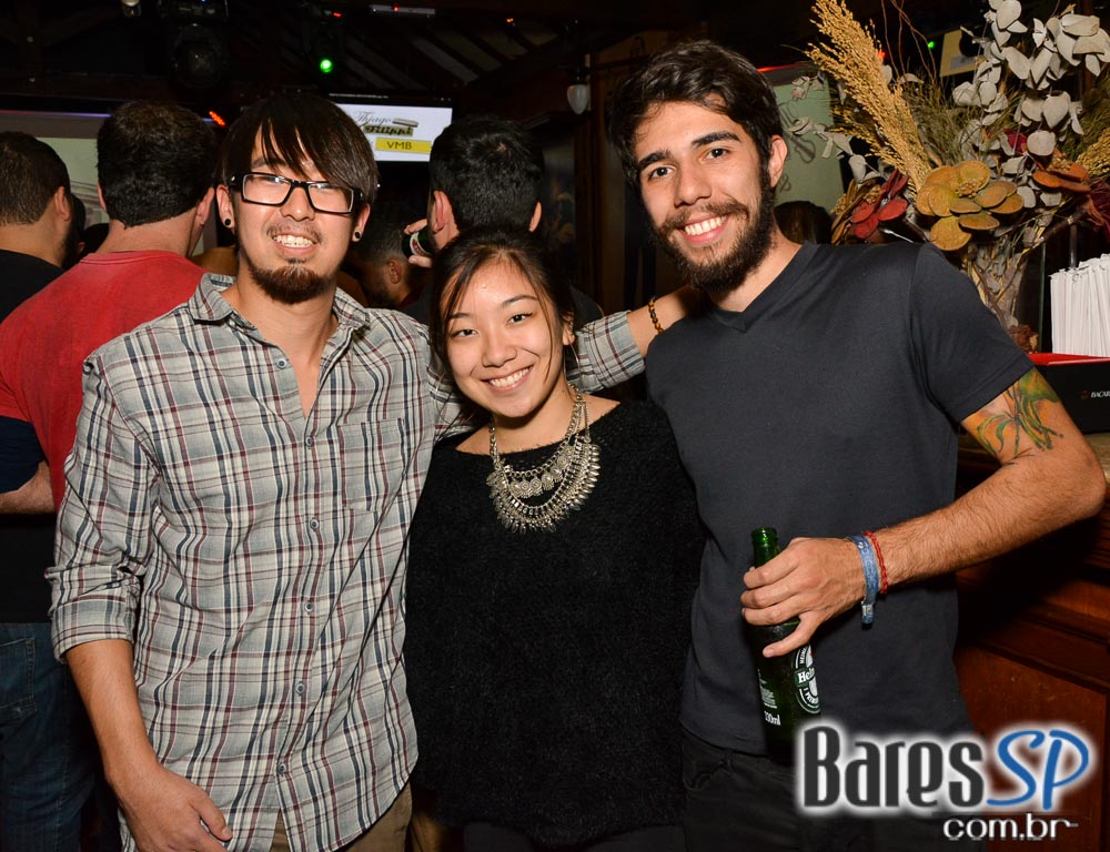 Thiago Filippe & VMB e Dec 19 com muito soul music e pop rock animaram a noite do Ton Ton Jazz Thiago Filippe & VMB e Dec 19 com muito soul music e pop rock animaram a noite do Ton Ton Jazz