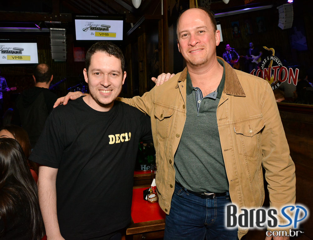 Thiago Filippe & VMB e Dec 19 com muito soul music e pop rock animaram a noite do Ton Ton Jazz Thiago Filippe & VMB e Dec 19 com muito soul music e pop rock animaram a noite do Ton Ton Jazz