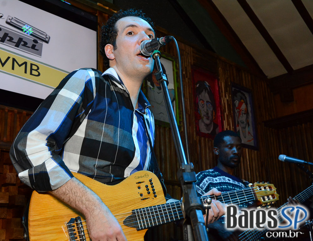 Thiago Filippe & VMB e Dec 19 com muito soul music e pop rock animaram a noite do Ton Ton Jazz Thiago Filippe & VMB e Dec 19 com muito soul music e pop rock animaram a noite do Ton Ton Jazz