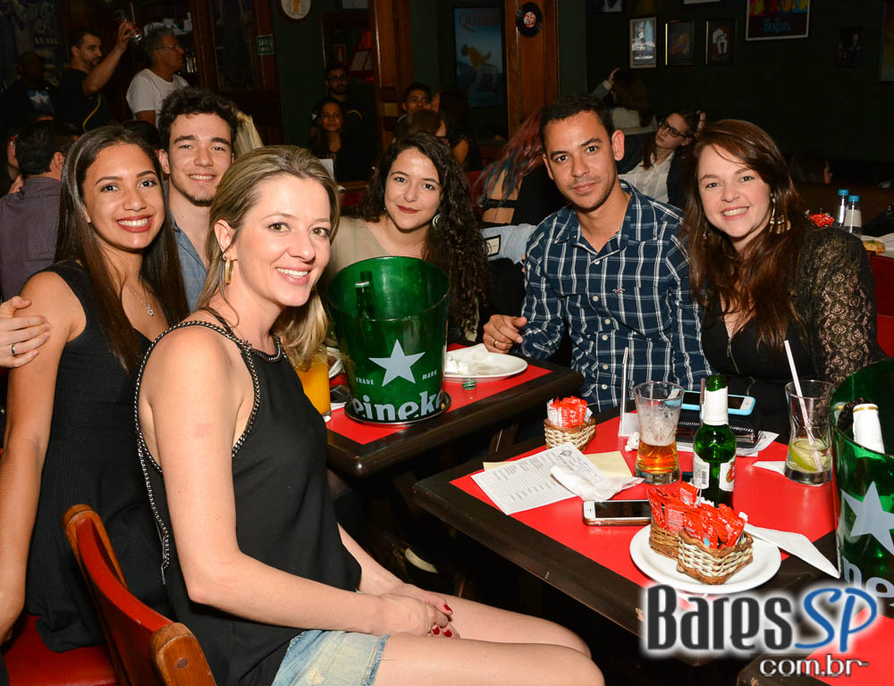 Bandas Rock Parade e The Niros com o melhor do classic rock animou a noite do Ton Ton Jazz Bandas Rock Parade e The Niros com o melhor do classic rock animou a noite do Ton Ton Jazz