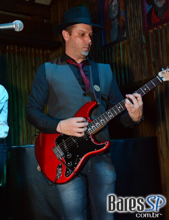 Bandas Rock Parade e The Niros com o melhor do classic rock animou a noite do Ton Ton Jazz Bandas Rock Parade e The Niros com o melhor do classic rock animou a noite do Ton Ton Jazz