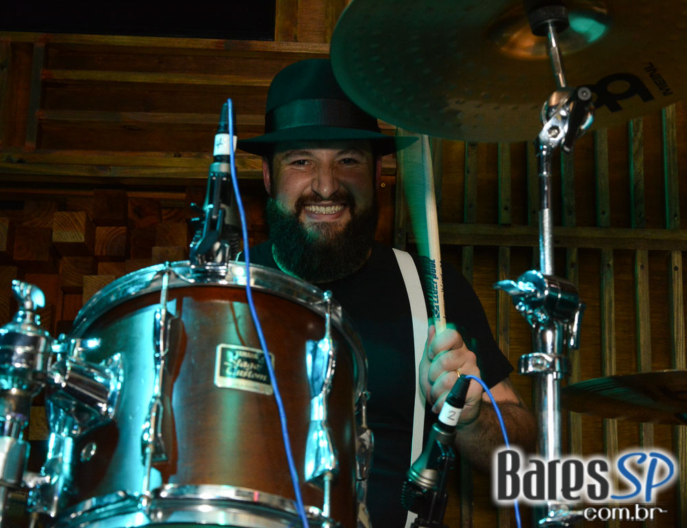 Bandas Rock Parade e The Niros com o melhor do classic rock animou a noite do Ton Ton Jazz Bandas Rock Parade e The Niros com o melhor do classic rock animou a noite do Ton Ton Jazz