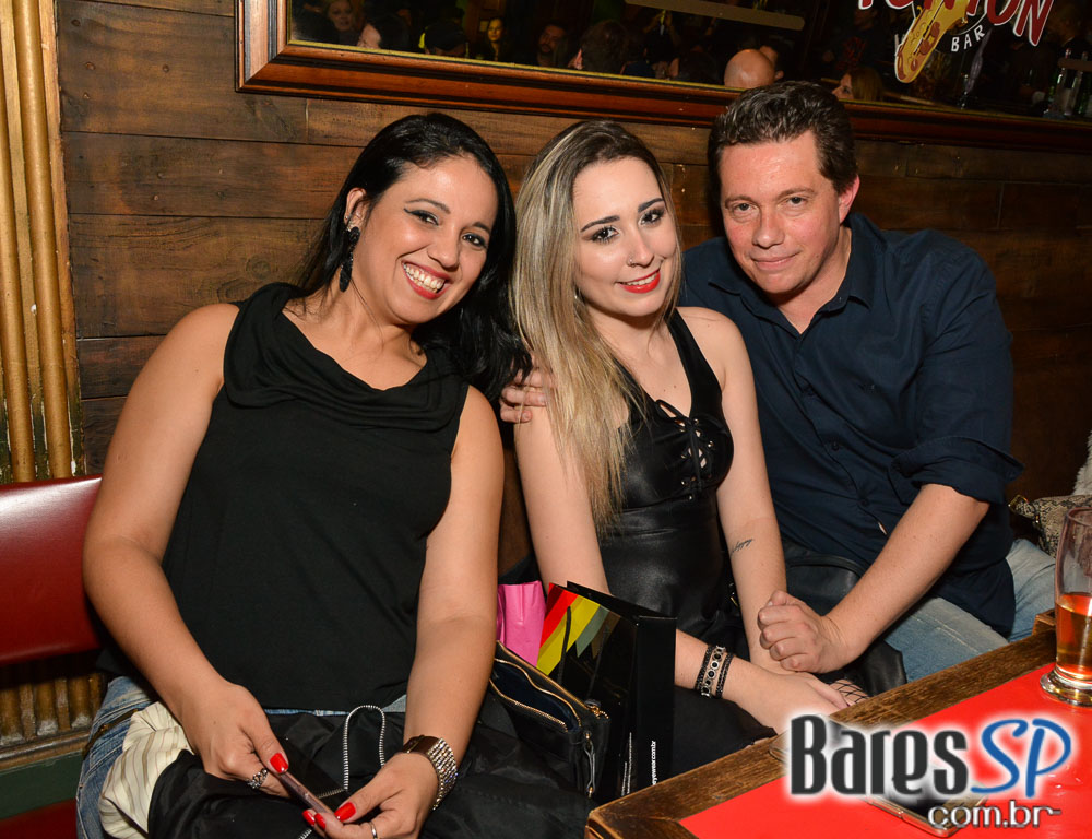 Bandas Rock Parade e The Niros com o melhor do classic rock animou a noite do Ton Ton Jazz Bandas Rock Parade e The Niros com o melhor do classic rock animou a noite do Ton Ton Jazz