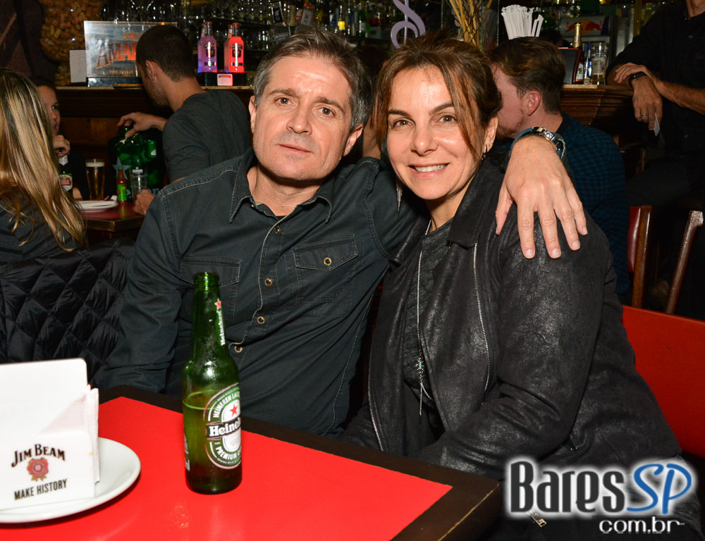 Old Boys Blues Band e banda Velhos Tempos apresentaram classic rock no Ton Ton Jazz, neste sábado Old Boys Blues Band e banda Velhos Tempos apresentaram classic rock no Ton Ton Jazz, neste sábado