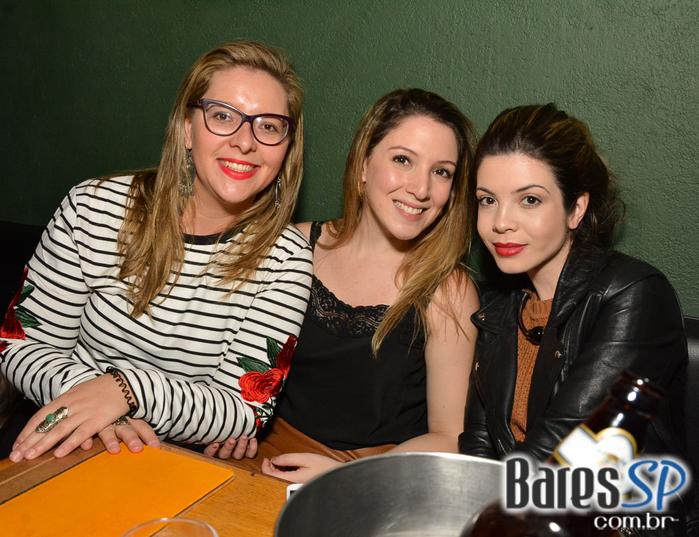 Old Boys Blues Band e banda Velhos Tempos apresentaram classic rock no Ton Ton Jazz, neste sábado Old Boys Blues Band e banda Velhos Tempos apresentaram classic rock no Ton Ton Jazz, neste sábado