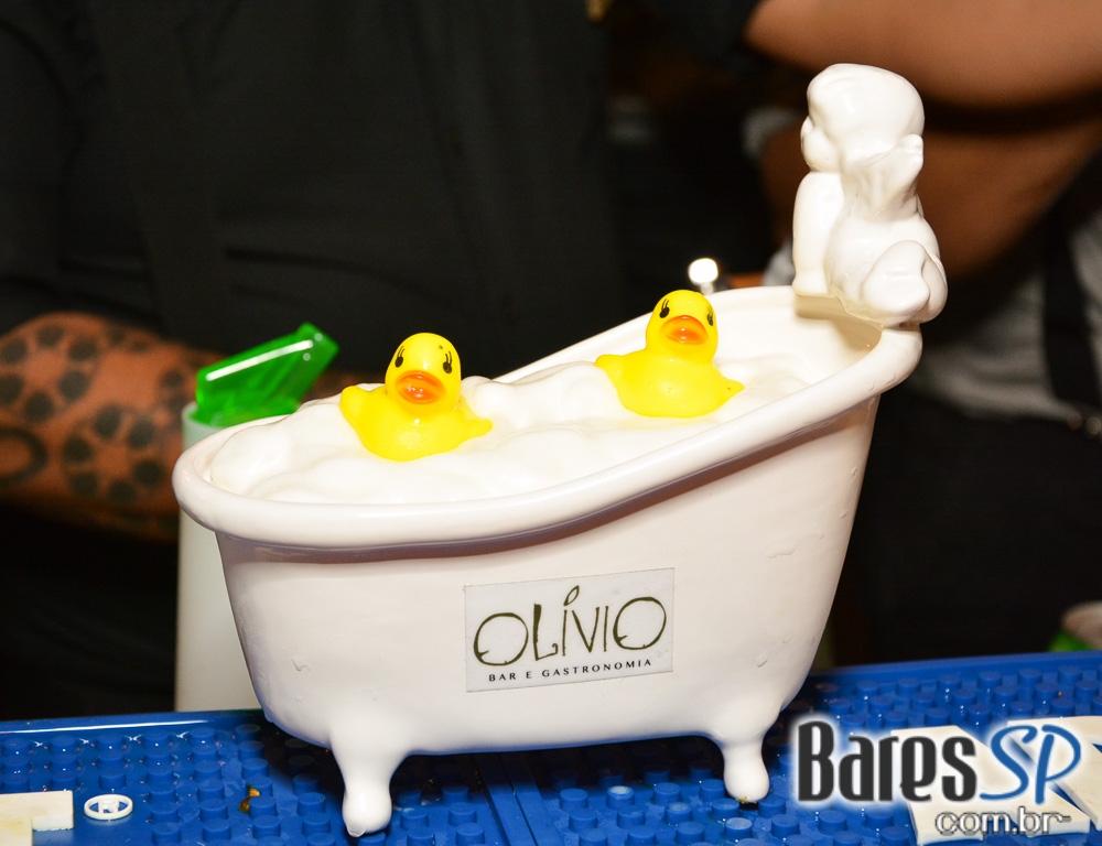 Olívio Bar é o mais novo point para beber e petiscar na Vila Madalena Olívio Bar é o mais novo point para beber e petiscar na Vila Madalena