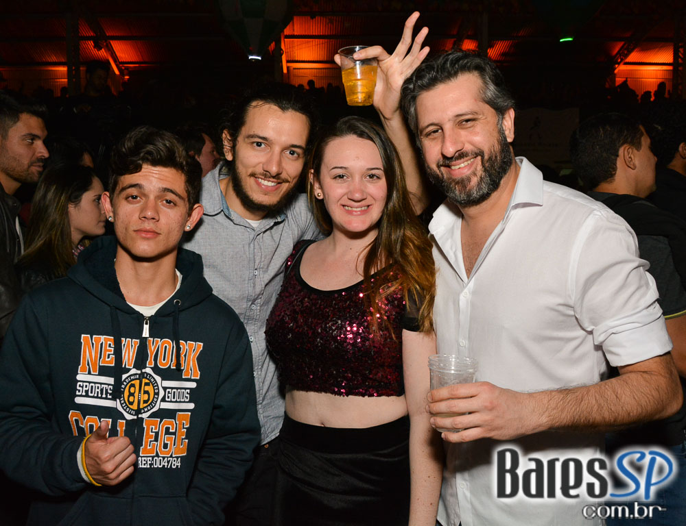 Arraiá do Bloco Toca um Samba Aí com Michel Teló na Quadra da Mancha Verde Arraiá do Bloco Toca um Samba Aí com Michel Teló na Quadra da Mancha Verde