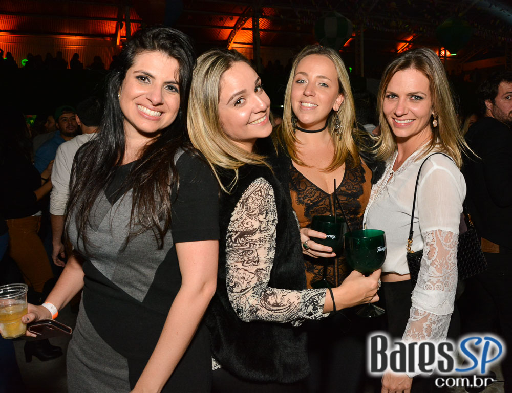 Arraiá do Bloco Toca um Samba Aí com Michel Teló na Quadra da Mancha Verde Arraiá do Bloco Toca um Samba Aí com Michel Teló na Quadra da Mancha Verde