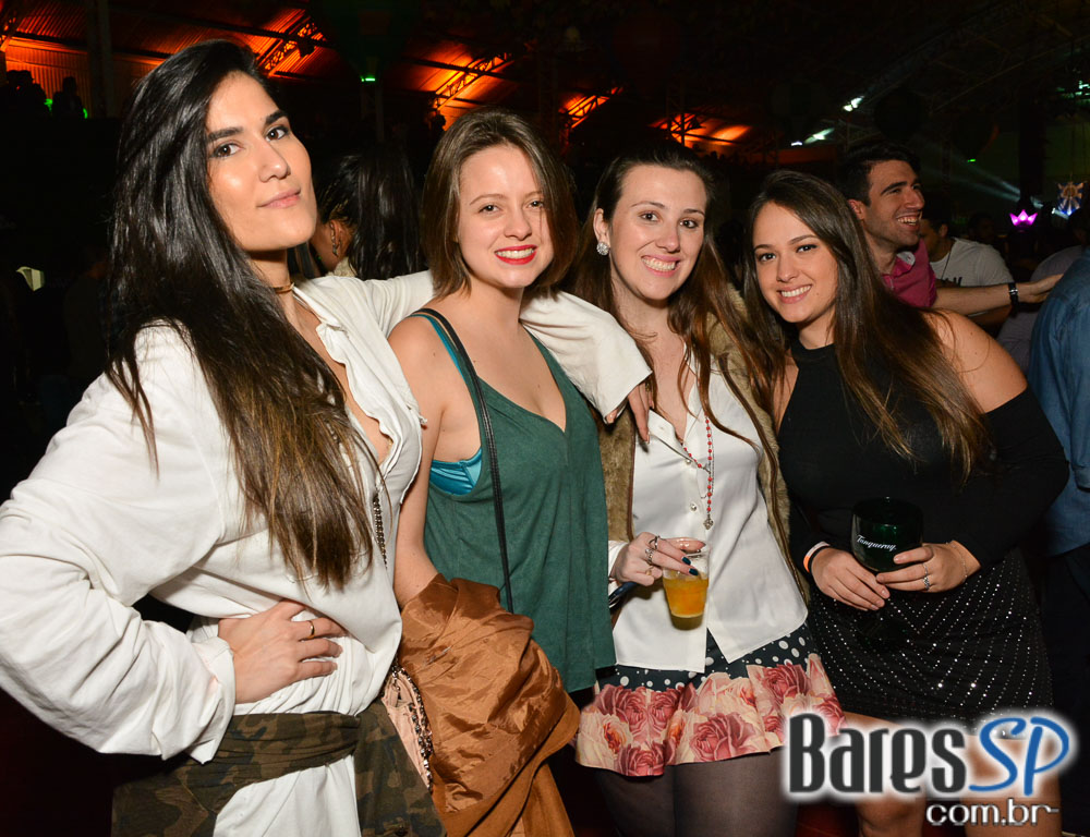 Arraiá do Bloco Toca um Samba Aí com Michel Teló na Quadra da Mancha Verde Arraiá do Bloco Toca um Samba Aí com Michel Teló na Quadra da Mancha Verde