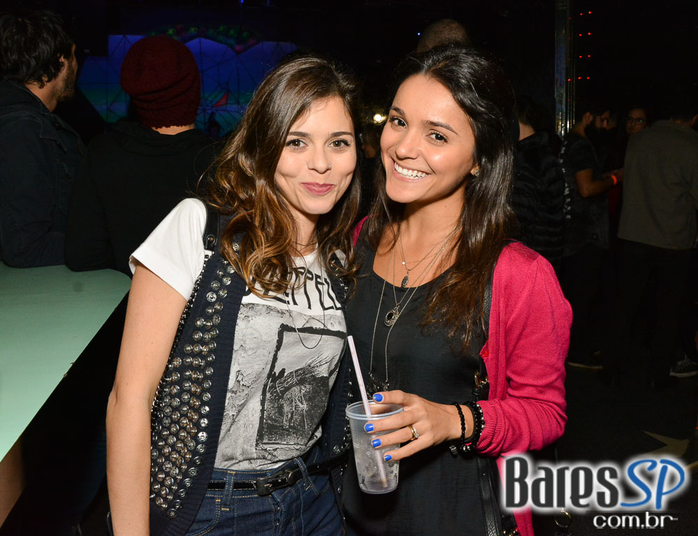 Sábado foi dia de show da banda Magnólia e Elektra e Kilotones no Jai Club Sábado foi dia de show da banda Magnólia e Elektra e Kilotones no Jai Club