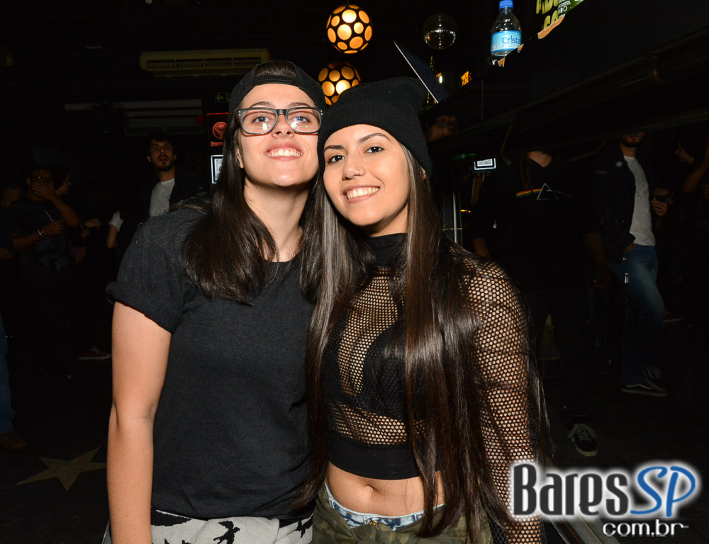 Sábado foi dia de show da banda Magnólia e Elektra e Kilotones no Jai Club Sábado foi dia de show da banda Magnólia e Elektra e Kilotones no Jai Club