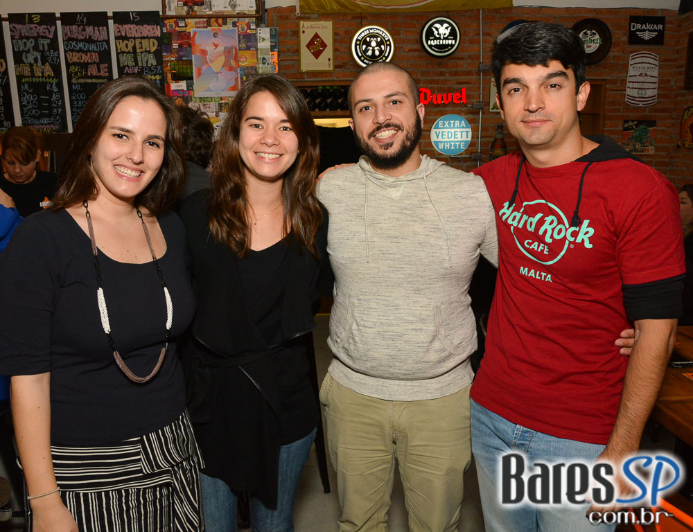 Sábado animado no Ambar Cervejas Artesanais com diversas opções de cervejas artesanais e petiscos Sábado animado no Ambar Cervejas Artesanais com diversas opções de cervejas artesanais e petiscos