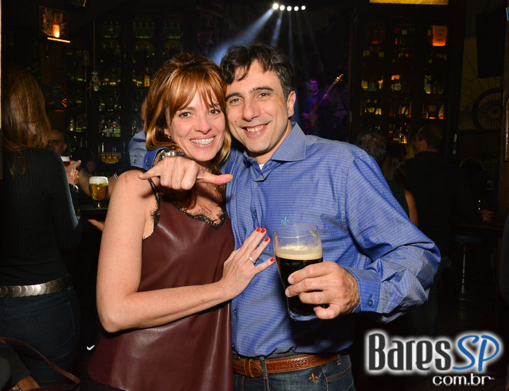 Anna Lu & Eles tocaram muito Rock'n Roll na noite do Dublin Anna Lu & Eles tocaram muito Rock'n Roll na noite do Dublin