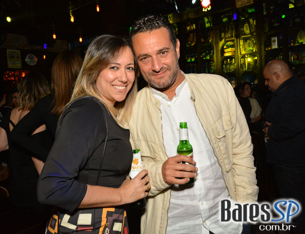 Anna Lu & Eles tocaram muito Rock'n Roll na noite do Dublin Anna Lu & Eles tocaram muito Rock'n Roll na noite do Dublin