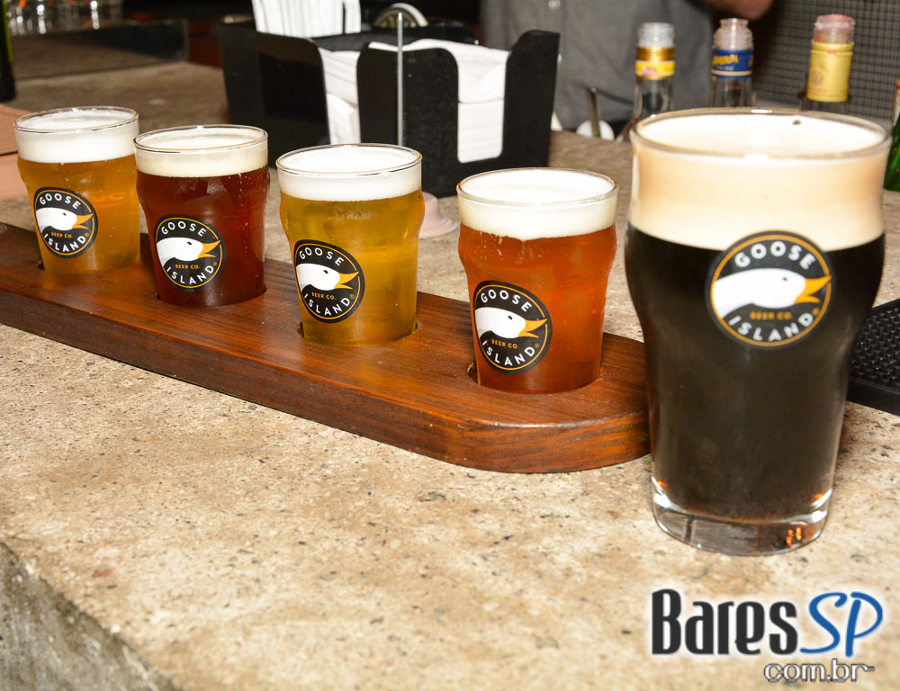 Festa de lançamento do jornal Brews aconteceu na Goose Island Brewhouse Festa de lançamento do jornal Brews aconteceu na Goose Island Brewhouse