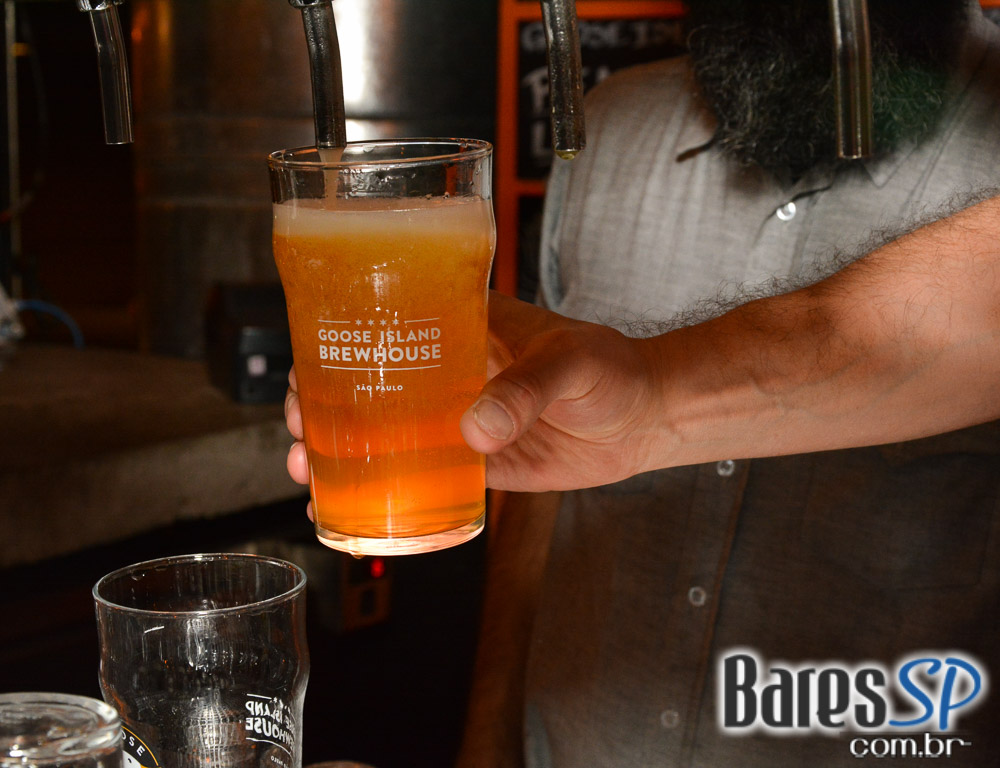 Festa de lançamento do jornal Brews aconteceu na Goose Island Brewhouse Festa de lançamento do jornal Brews aconteceu na Goose Island Brewhouse