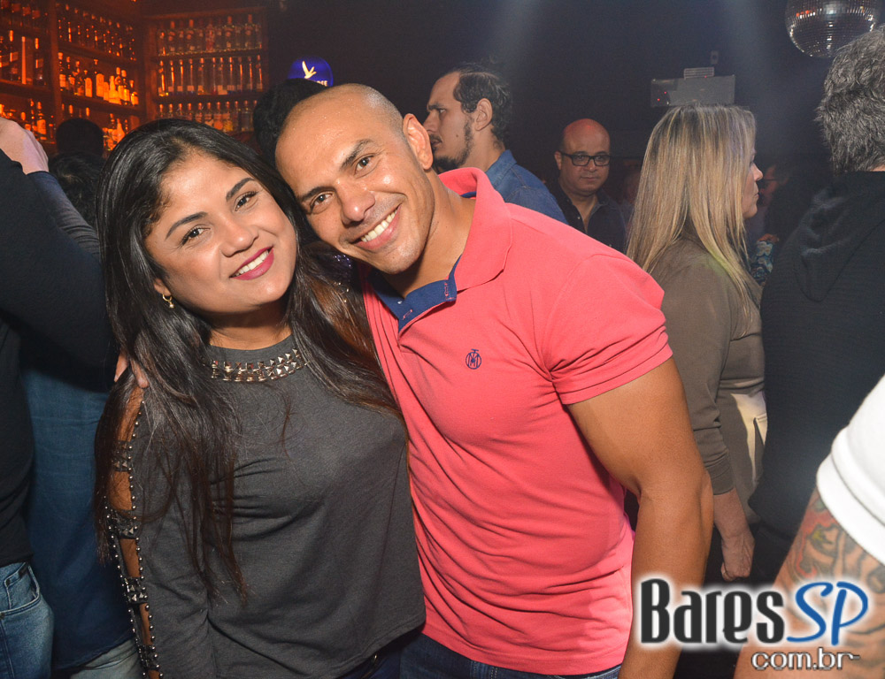 Noite da Cerveja animou a sexta-feira com muito flash back no Akbar Lounge e Disco Noite da Cerveja animou a sexta-feira com muito flash back no Akbar Lounge e Disco