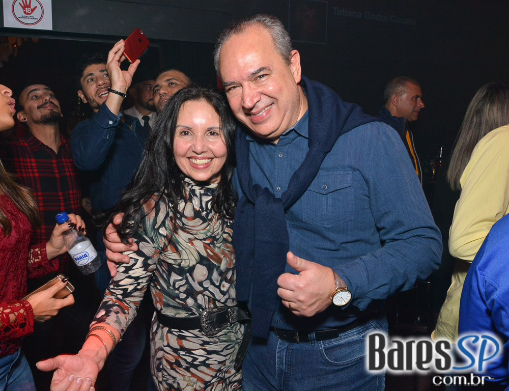 Noite da Tequila com DJs animou a sexta-feira do Akbar Lounge e Disco Noite da Tequila com DJs animou a sexta-feira do Akbar Lounge e Disco