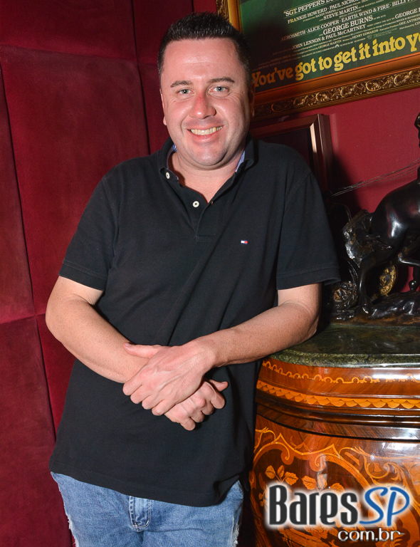 Noite da Tequila com DJs animou a sexta-feira do Akbar Lounge e Disco Noite da Tequila com DJs animou a sexta-feira do Akbar Lounge e Disco